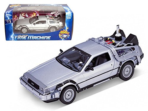 Welly 1/24 Escala Diecast metal Máquina Tiempo Delorean Volver al futuro II