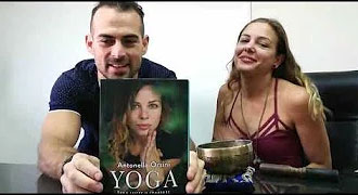  Antonella Orsini presenta su libro "Yoga"  